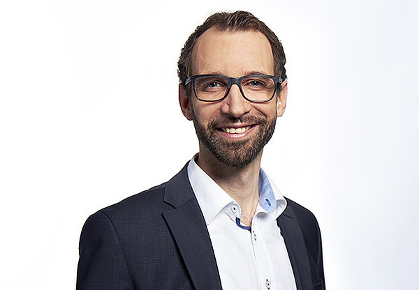Mitarbeiter Herr Effertz